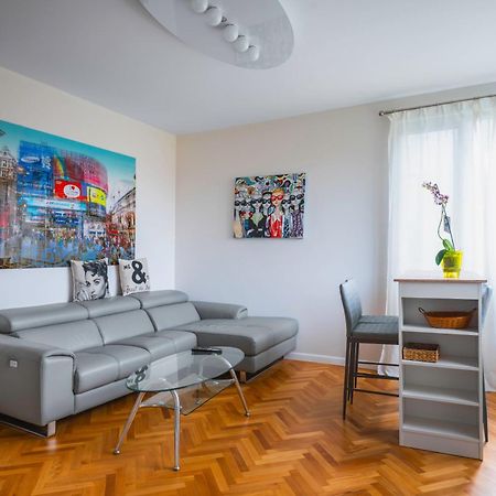 New With The Best View - 2Bd Bright Flat Near Ndk Sofia Buitenkant foto