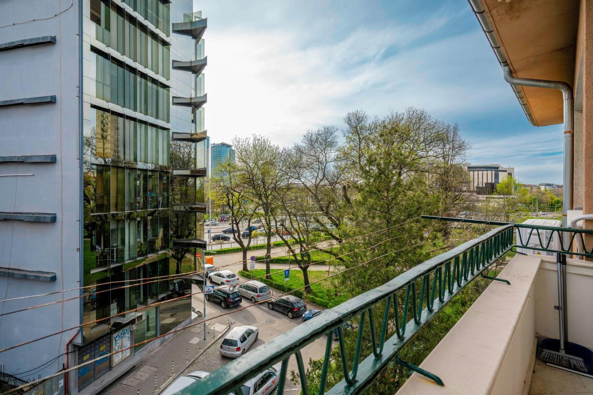 New With The Best View - 2Bd Bright Flat Near Ndk Sofia Buitenkant foto